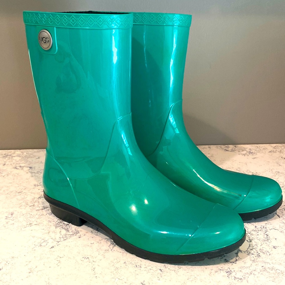 Ugh insulated rain boots